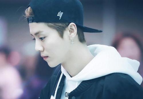 鹿晗爆料视频大全最新,独家爆料视频大盘点，精彩瞬间尽收眼底  第1张